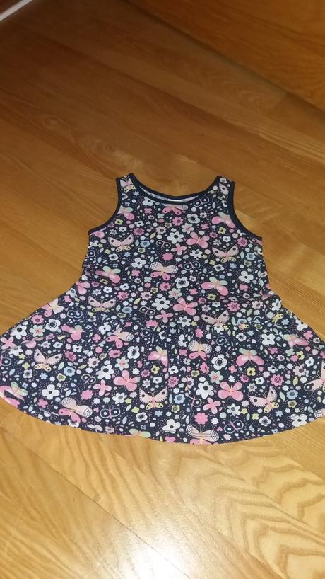 Motylikovo-kvetovane saty, h&m,80