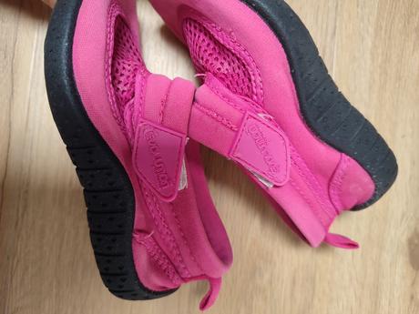 Topanky do vody 24, 24