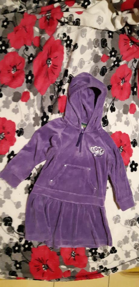 Dievčenské satocky, 98