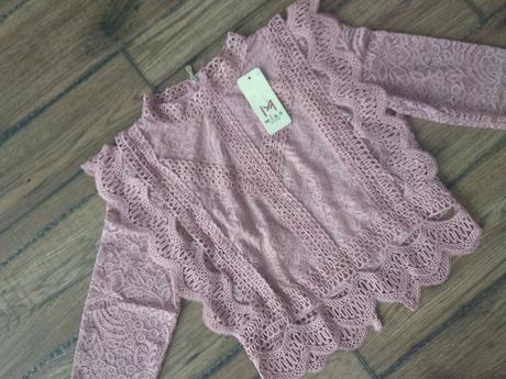 Ružový krajkový top, s