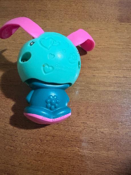 Hracka zoobles bunsie rabbit,