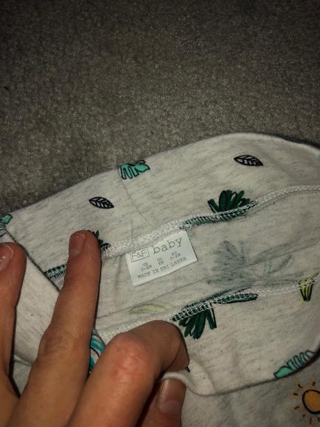 2x tenké tepláky 68, f&f,68