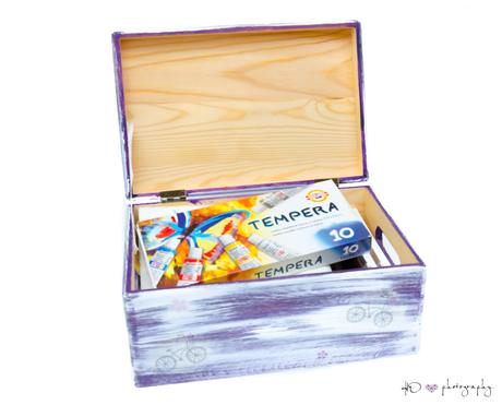 Sada dvoch maľovaných boxov s prvkami decoupage,