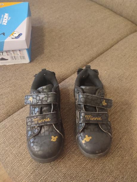 Tenisky minnie, 27