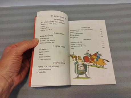 Usborne official knight's handbook nsu23,