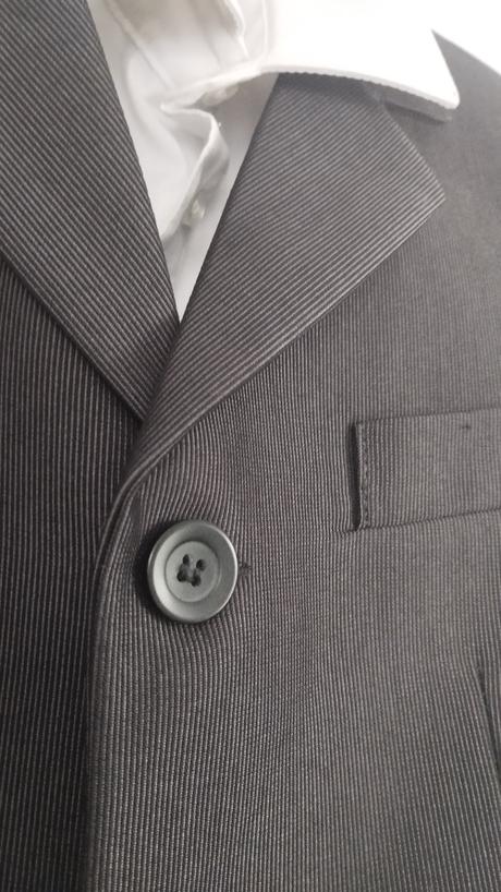 Oblek + košeľa + kravata, 140