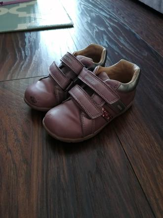 Poltopánky, geox,24