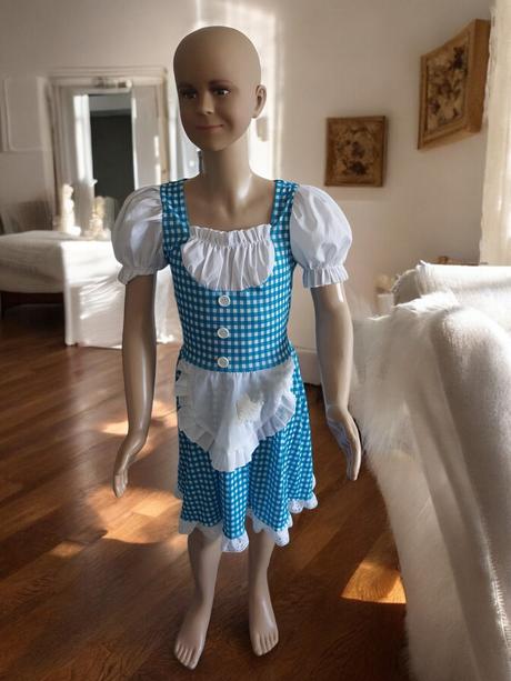 27. barmanka veľ. 128-140,