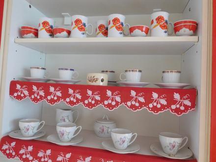 Šálky nekompletné sady,, 