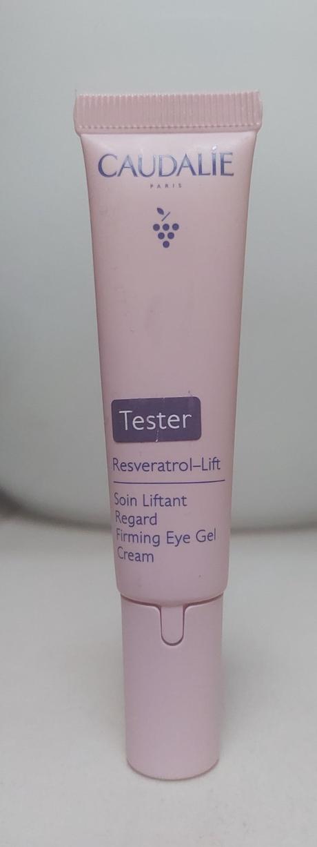 Nove kremy caudalie,