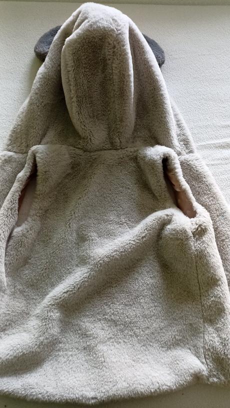 Vestička s uškami minnie veľ. 122, pepco,122