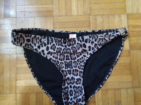 Plavkove nohavičky, 38