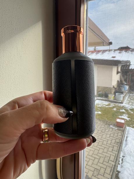 Pánske parfemy beckham a ted baker,