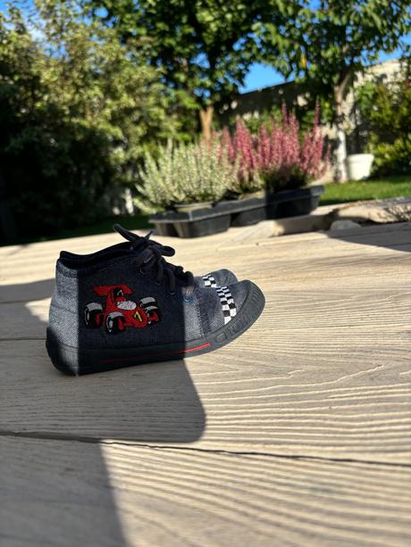 Papučky, platené topánočky, superfit,25