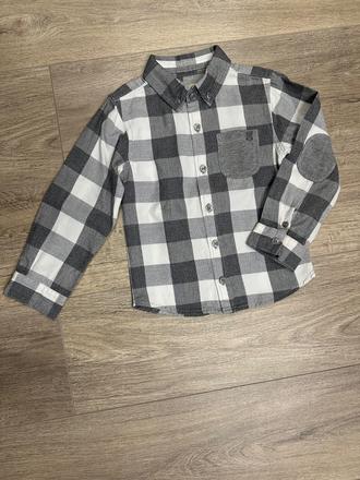 Károvaná košielka, 104