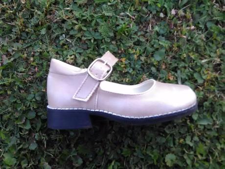 Dievčenské topánky, 25