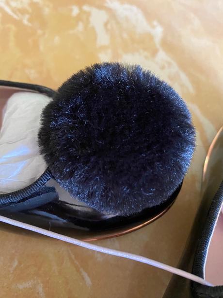 Lakovky s bambuľkami, ted baker,36