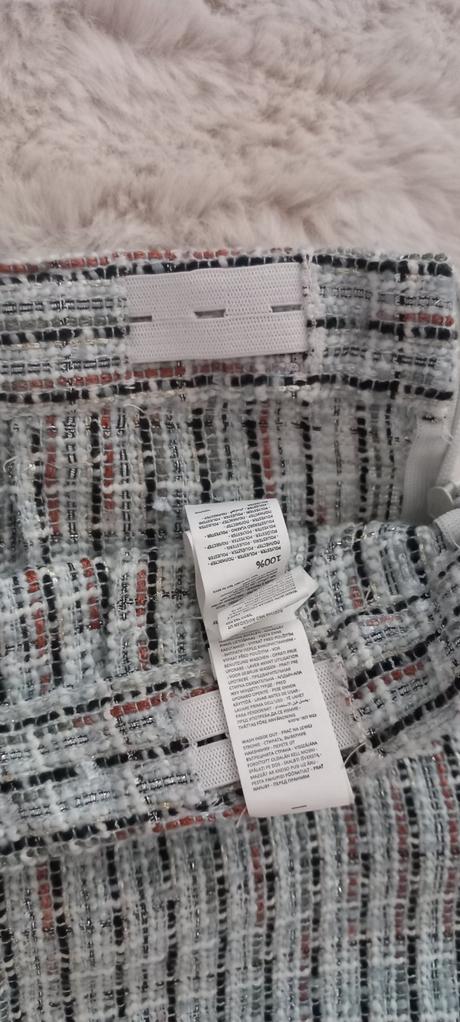 Sukňa, reserved,140