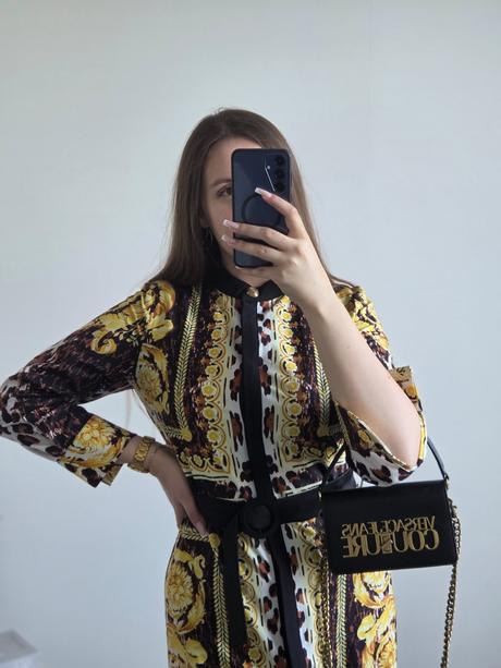 Extravagantné šaty m, m