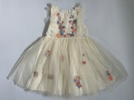 Slavnostne saty, next,110