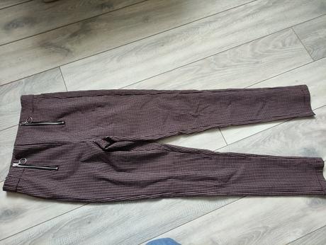 Elastické nohavice, 34