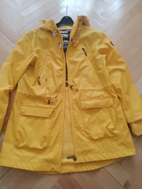 Zlta vetrovka, timeout,xl