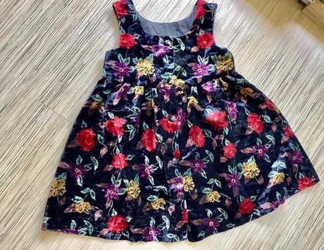 Zamatové saty 2+1napoly, 92