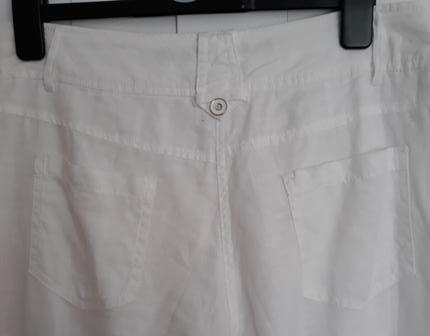 Biele letne platnove nohavice velkost m, m