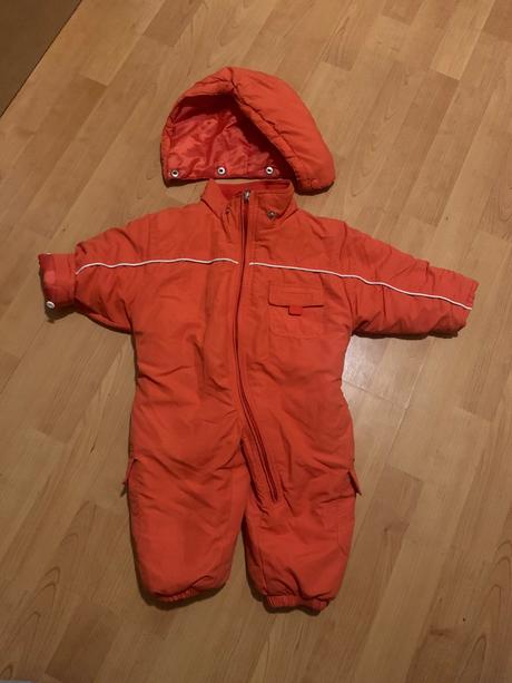 Kombinéza, just play,62