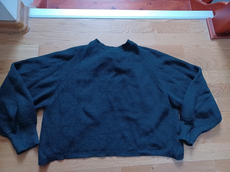 Zelený pulover, m
