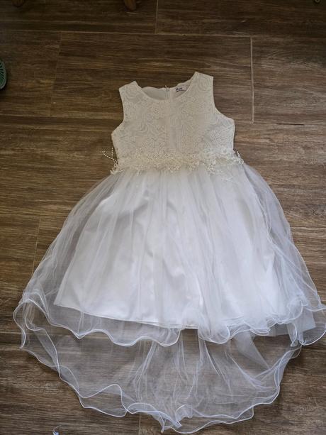 Šaty č.140-146, 140