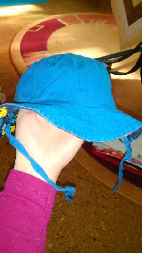 Obojstraný klobúčik , 68