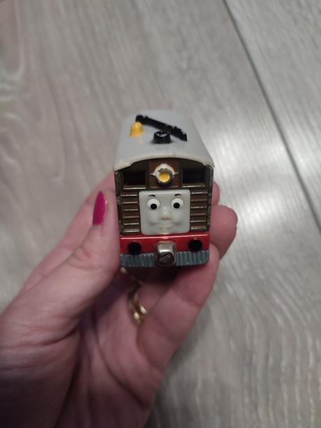 Predám mašinky thomas a toby, 