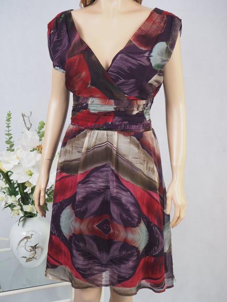 Kvalitné hodvábne šaty stockh lm, 44