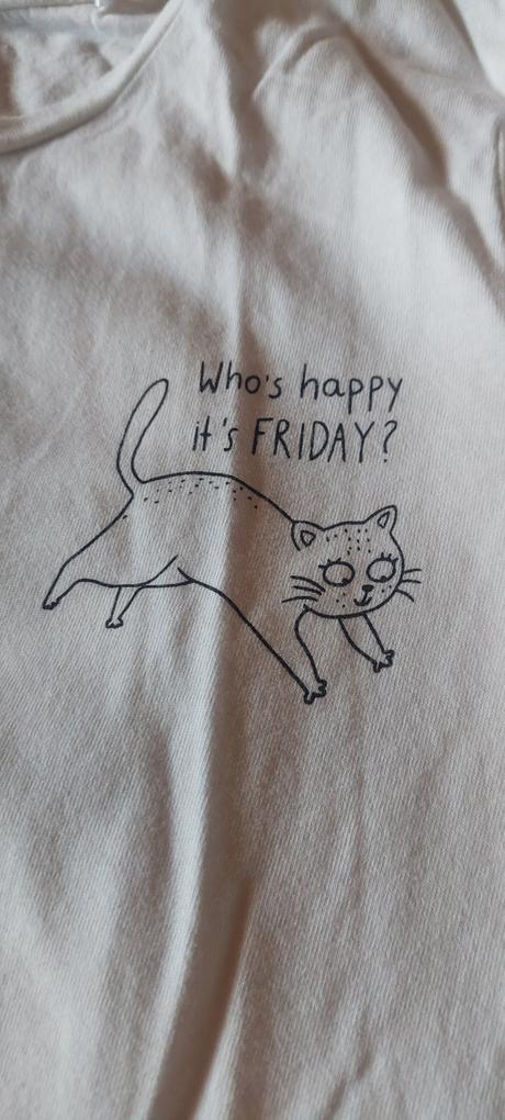 Dievcenske tricka, reserved,146