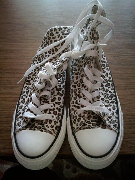 Dámske alebo dievčenské tenisky,, 38