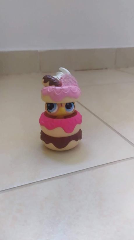 Lps little pet shop hide n sweet bee pet,