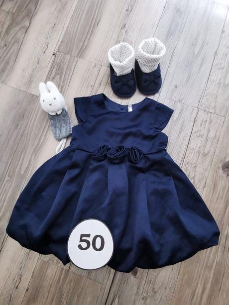 Modré slávnostné šaty twinkle a capačky, 50
