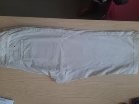 Letne nohavice 3/4, tommy hilfiger,s