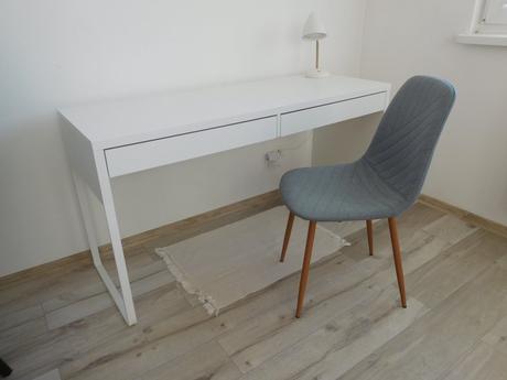 Stol písací biely  142 x 50 cm + stolička pevná,, 