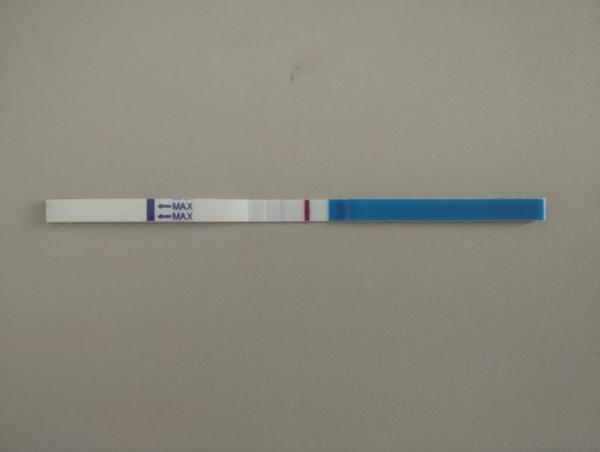 Tmavnutie tehotenského testu