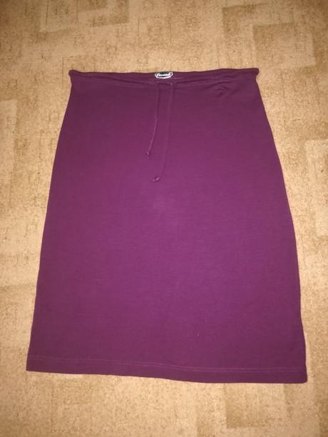 Dámska fialová úpletová sukňa, favab,m