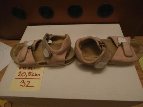 Sandále č.32, sandálky so zapínaním na suchý zips, protetika,32