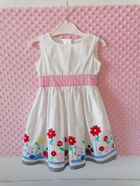 Saty s kvetmi a spodnickou, early days,86