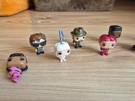 Stranger things postavičky z kinder joy,