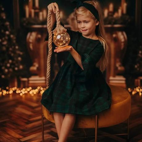 Vianočné šaty, 128