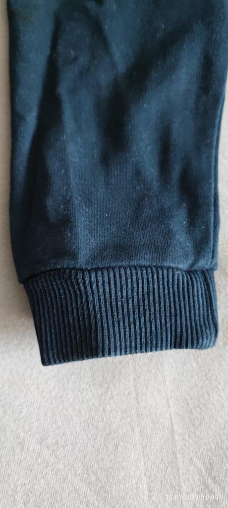 Mikina s krásnou aplikáciou, 116