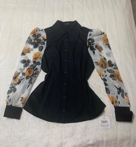 Nádherná košeľa s napufkanými rukávmi zn. magenta, l / m