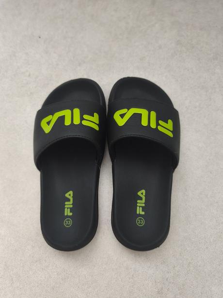 Fila slapky, fila,33