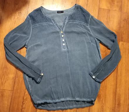 Nenosené tyrkysové tričko s čipkou vel.40, kik,40